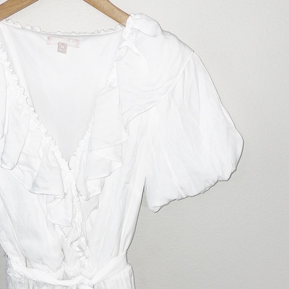 LOVE COLETTE White Puff Sleeve Mini Dress Size Medium Like New! - Picture 4 of 7